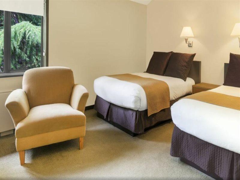 Talaris Conference Center Hotel Сиатъл Екстериор снимка