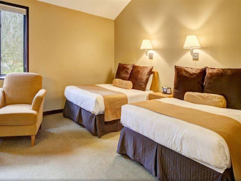 Talaris Conference Center Hotel Сиатъл Екстериор снимка